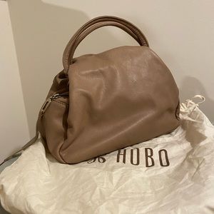 Darling Hobo Bag